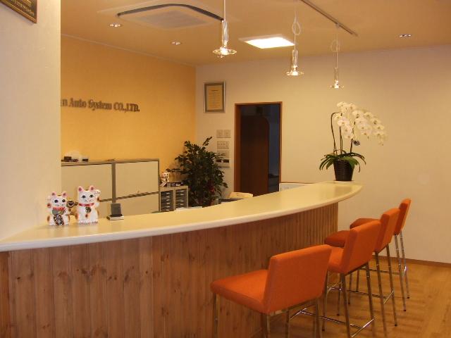 タフト Ｇターボ　９型ナビ地デジ　パノラマモニター　衝突軽減Ｂ　車線逸脱警報　ドラレコ　クリアランスソナー　ホワイトパック　置くだけ充電　レーダークルーズコントロール　アイドリングストップ　Ｂｌｕｅｔｏｏｔｈ　ＥＴＣ（45枚目）