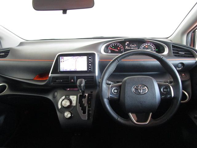 シエンタ Ｇ　クエロ　ＳＤナビ地デジ　全方位カメラ　衝突軽減ブレーキ　車線逸脱警報　クリアランスソナー　ドライブレコーダー　両側自動ドア　オートマチックハイビーム　アイドリングストップ　ＥＴＣ　ＬＥＤランプ　スマートキー（8枚目）