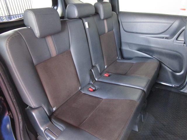 シエンタ Ｇ　クエロ　ＳＤナビ地デジ　全方位カメラ　衝突軽減ブレーキ　車線逸脱警報　クリアランスソナー　ドライブレコーダー　両側自動ドア　オートマチックハイビーム　アイドリングストップ　ＥＴＣ　ＬＥＤランプ　スマートキー（15枚目）