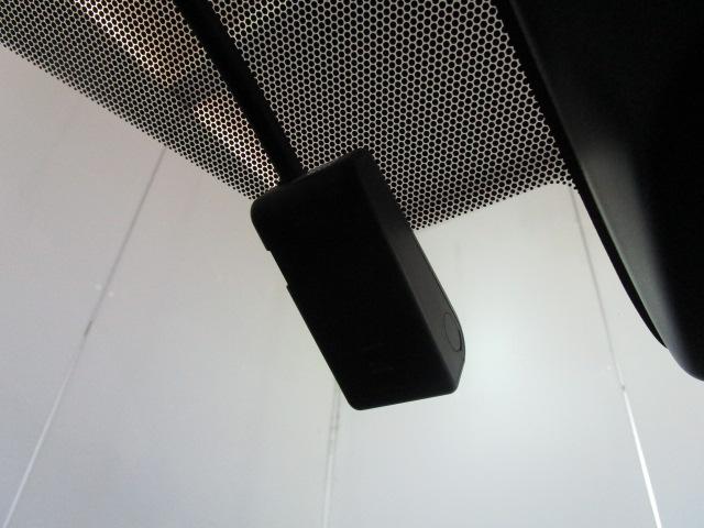 シエンタ Ｇ　クエロ　ＳＤナビ地デジ　全方位カメラ　衝突軽減ブレーキ　車線逸脱警報　クリアランスソナー　ドライブレコーダー　両側自動ドア　オートマチックハイビーム　アイドリングストップ　ＥＴＣ　ＬＥＤランプ　スマートキー（19枚目）