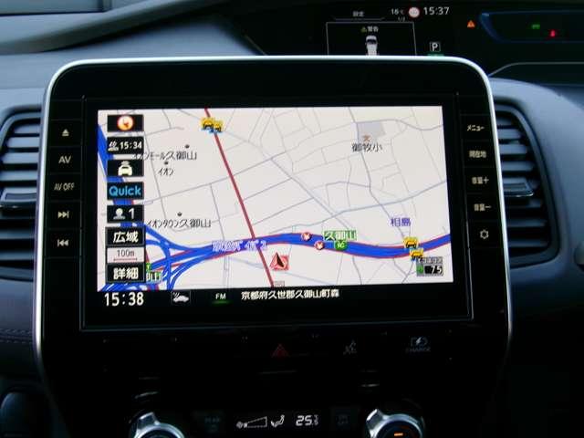 セレナ 1.2 e-POWER ハイウェイスター V アーバンクロム プロパイロット後席モニターハンズフリーオ インテリジェントエマージェンシーブレーキ LEDヘッド アダプティブクルーズ ETC 両側自動ドア レーンアシスト ドラレコ ワンオーナー インテリキー バックカメラ ABS オートエアコン(4枚目)