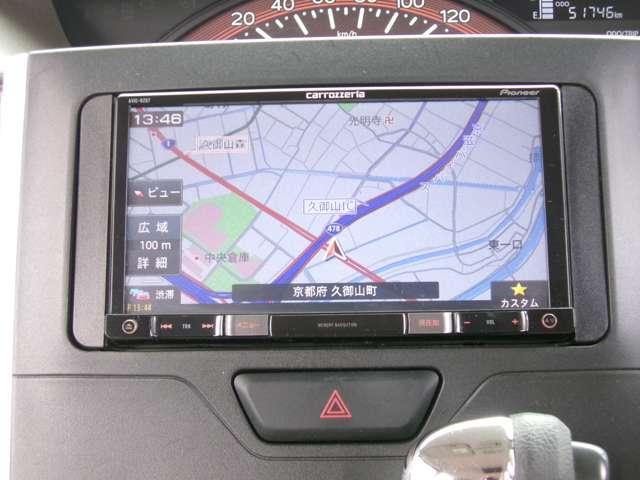 タント 660 X SA ナビ 後席モニター ETC 踏み間違い防止装置 ETC装着車 両側スライド片側電動ドア ECOアイドル ナビ&TV 助手席エアバッグ 盗難警報装置 PW 運転席エアバッグ フルオートエアコン ワンセグ スマートキー キーレス(4枚目)