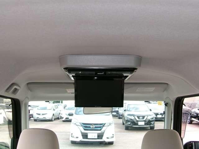 タント 660 X SA ナビ 後席モニター ETC 踏み間違い防止装置 ETC装着車 両側スライド片側電動ドア ECOアイドル ナビ&TV 助手席エアバッグ 盗難警報装置 PW 運転席エアバッグ フルオートエアコン ワンセグ スマートキー キーレス(13枚目)