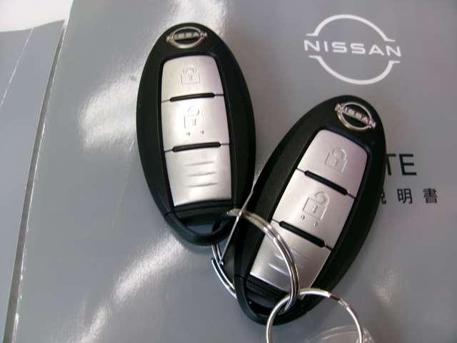 ノート 1.2 X 衝突被害軽減ブレ-キ アルミ LEDヘッドライト レーンアシスト インテリジェントキー ワンオーナー アイドリングストップ 盗難防止システム ワンセグTV TVナビ サイドカーテンエアバック キーレス(19枚目)