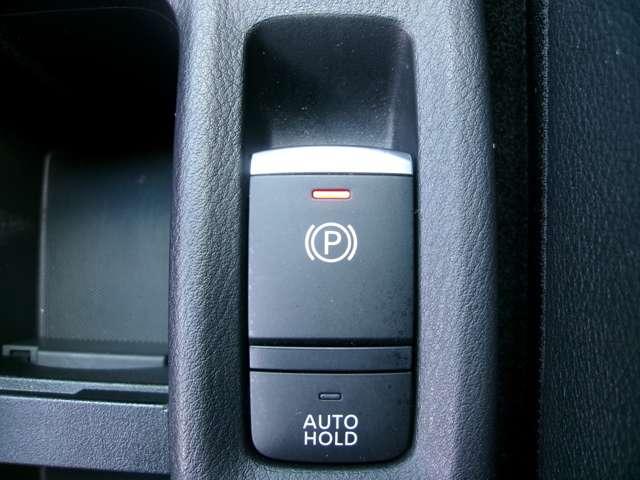 キックス 1.2 X (e-POWER) プロパイロットナビAVMドラレコETC LEDヘッ ナビ&TV ワンオ-ナ-車 追従クルコン スマートキー LEDヘッド レーンアシスト パワーステアリング 盗難防止システム ドライブレコーダー ETC メモリーナビ サイドエアバッグ アルミ AAC(12枚目)