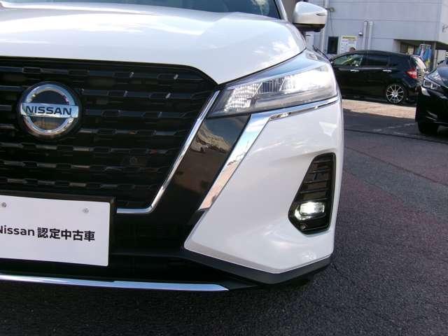 キックス 1.2 X (e-POWER) プロパイロットナビAVMドラレコETC LEDヘッ ナビ&TV ワンオ-ナ-車 追従クルコン スマートキー LEDヘッド レーンアシスト パワーステアリング 盗難防止システム ドライブレコーダー ETC メモリーナビ サイドエアバッグ アルミ AAC(19枚目)