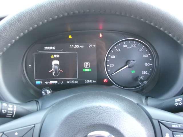 キックス １．２　Ｘ　（ｅ－ＰＯＷＥＲ）　ナビ＆ＴＶ　ワンオ－ナ－車　追従クルコン　スマートキー　ＬＥＤヘッド　レーンアシスト　パワーステアリング　盗難防止システム　ドライブレコーダー　ＥＴＣ　メモリーナビ　サイドエアバッグ　アルミ　ＡＡＣ（6枚目）