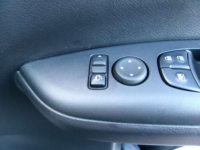 セレナ 1.2 e-POWER ハイウェイスター V プロパイロット後席モニターナビ全方位カメ 360°カメラ エマジェンシーブレーキ 1オナ スマキー バックカメラ LED レーンアシスト ETC ドラレコ イモビ サイドカーテンエアバック フルオートエアコン アルミホイール エアバック(10枚目)