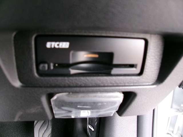 オーラ １．２　Ｇ　自動（被害軽減）ブレーキ　試乗車アップ　ＬＥＤ　ＬＫＡ　サイドカメラ　ＥＴＣ　ドライブレコーダー　カーテンエアバッグ　イモビライザー　アルミホイール　インテリジェントキー　パワーウィンドウ　ナビＴＶ（16枚目）