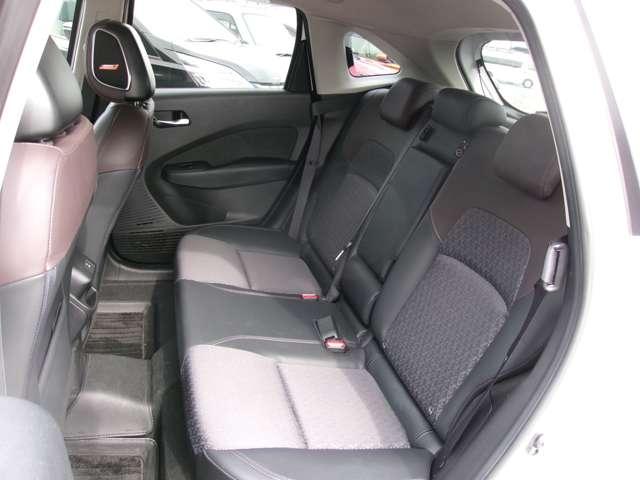 オーラ １．２　Ｇ　自動（被害軽減）ブレーキ　試乗車アップ　ＬＥＤ　ＬＫＡ　サイドカメラ　ＥＴＣ　ドライブレコーダー　カーテンエアバッグ　イモビライザー　アルミホイール　インテリジェントキー　パワーウィンドウ　ナビＴＶ（18枚目）