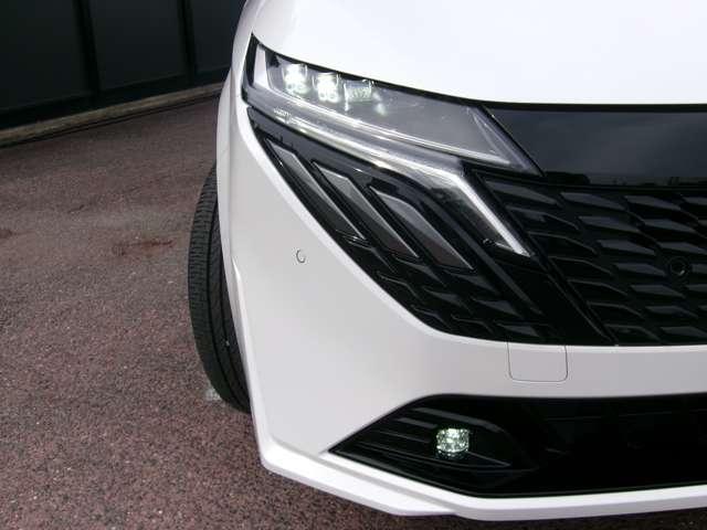 オーラ １．２　Ｇ　自動（被害軽減）ブレーキ　試乗車アップ　ＬＥＤ　ＬＫＡ　サイドカメラ　ＥＴＣ　ドライブレコーダー　カーテンエアバッグ　イモビライザー　アルミホイール　インテリジェントキー　パワーウィンドウ　ナビＴＶ（20枚目）