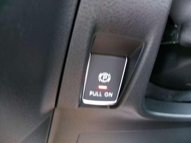 サクラ Ｘ　運転席エアバック　ＡＡＣ　ＬＥＤヘッドランプ　スマートキー　レーンアシスト　盗難防止システム　ドラレコ　キーレスエントリー　ワンオーナー　パワーステアリング　アルミホイール　ＡＢＳ　ワンセグ　ナビＴＶ（9枚目）