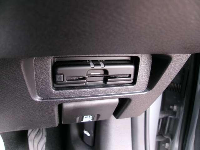 ノート 1.2 X リアカメラ 衝突被害軽減ブレ-キ 全方位カメラ ETC付 LEDヘッドライト レーンアシスト インテリジェントキー ワンオーナー ドラレコ アイドリングストップ 盗難防止システム ワンセグTV ABS(12枚目)