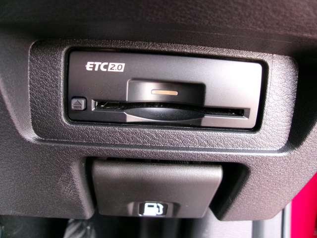 オーラ １．２　Ｇ　９０周年記念車　アラウンドモニ　ＬＥＤ　スマートキー　衝突軽減ブレーキ　オートエアコン　アルミ　メモリーナビ　ドラレコ　バックカメラ　サイドカメラ　キーレス　アイドリングストップ　ＥＴＣ　レーダークルーズ（14枚目）