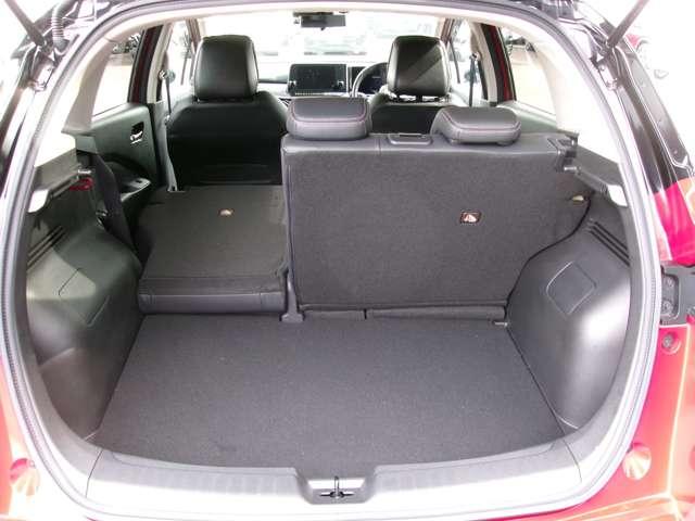 オーラ １．２　Ｇ　９０周年記念車　アラウンドモニ　ＬＥＤ　スマートキー　衝突軽減ブレーキ　オートエアコン　アルミ　メモリーナビ　ドラレコ　バックカメラ　サイドカメラ　キーレス　アイドリングストップ　ＥＴＣ　レーダークルーズ（17枚目）