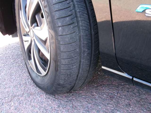 セレナ 2.0 X ワンオ-ナ-車 オートクルーズコントロール インテリジェントキー Aストップ レーンキープ キーレス メモナビ ワンセグテレビ パワーウインドウ ナビTV ABS 盗難防止システム パワーステアリング(18枚目)