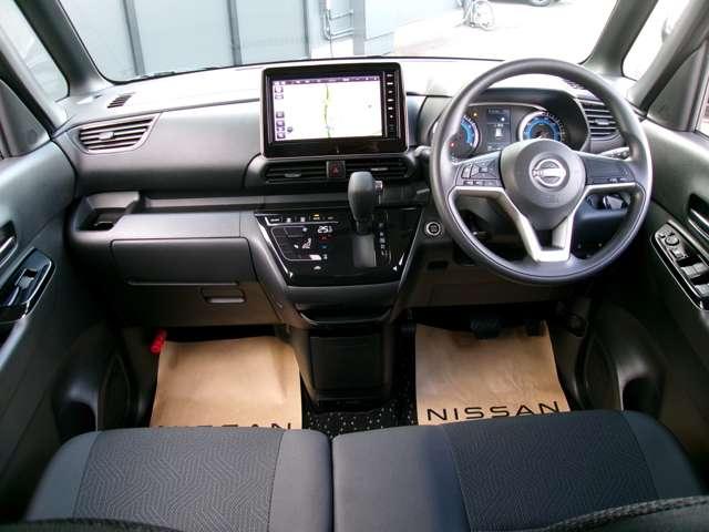 ルークス ６６０　ハイウェイスターＸ　社有車アップナビ全方位カメラドラレコ　アイスト　衝突被害軽減ブレ－キ　マルチビューカメラ　車線逸脱警報装置　ＬＥＤ　スマートキー　パワーウィンドウ　ワンオーナー　カーテンエアバック　ドライブレコーダー　ナビＴＶ　バックカメラ　パワステ（3枚目）