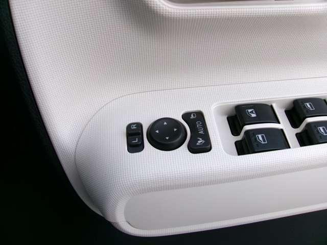 ムーヴキャンバス 660 ストライプス Gターボ クルーズコントロールナビバックカメラドラ ワンセグ レーダーブレーキ Bカメラ 1オーナー パワーウィンドゥ 左右オートスライド オートクルーズ ETC車載器 サイドエアバッグ LEDヘッドライト スマートキー ドラレコ フルオートエアコン(9枚目)