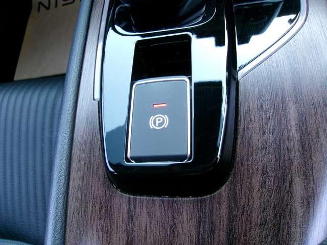 オーラ 1.2 G レザーエディション プロパイロットシートヒーターNCナビ全方位 ワンオーナ 追突防止 レーダークルーズ 車線逸脱警報装置 LED 盗難防止 バックモニター ETC インテリジェントキー メモリーナビゲーション AW キーレスエントリー オートエアコン ABS(12枚目)