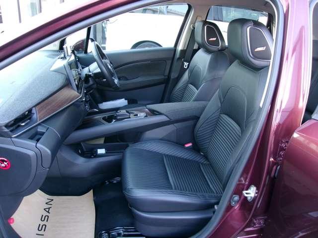 オーラ 1.2 G レザーエディション プロパイロットシートヒーターNCナビ全方位 ワンオーナ 追突防止 レーダークルーズ 車線逸脱警報装置 LED 盗難防止 バックモニター ETC インテリジェントキー メモリーナビゲーション AW キーレスエントリー オートエアコン ABS(15枚目)