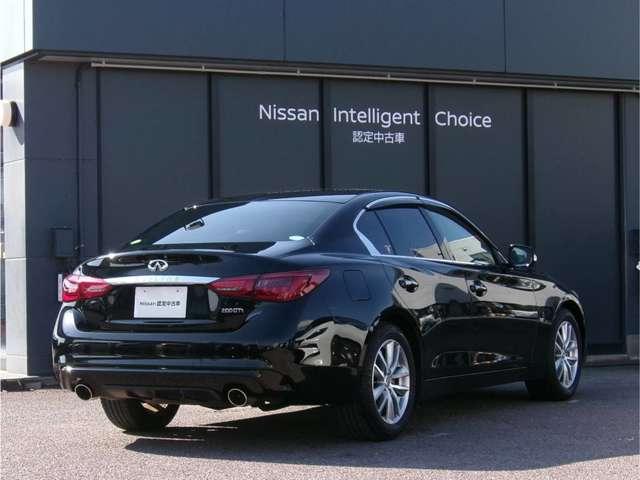 スカイライン 2.0 200GT-t クルーズコントロールメーカーナビ全方位カ 衝突軽減B オートクルーズコントロール ドラレコ LEDライト ワンオーナー パワーステアリング バックモニター 寒冷地仕様 ETC ABS アルミホイール インテリキー ナビTV キーレス イモビ(2枚目)