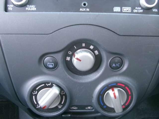 ノート １．２　Ｘ　被害軽減ブレーキ車両逸脱警報ＣＤＦＭチューナ　レーダーブレーキサポート　１オーナー車　スマトキー　セキュリティーアラーム　キーレス　運転席助手席エアバッグ　エアコン　パワーウィンドウ　パワーステアリング　レーンアシスト　ＡＢＳ　運転席エアバック（5枚目）