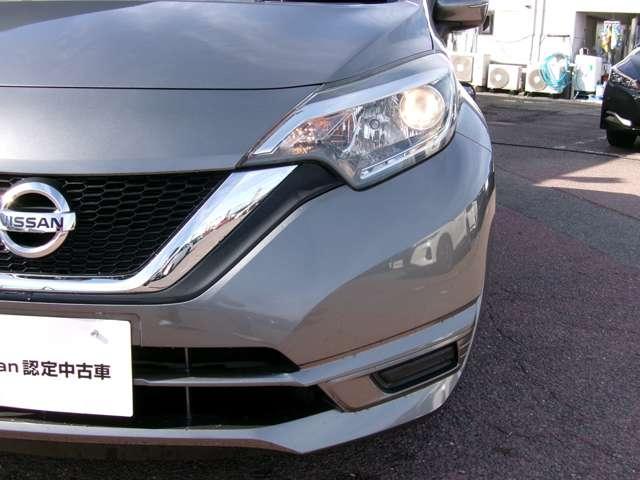 ノート １．２　Ｘ　被害軽減ブレーキ車両逸脱警報ＣＤＦＭチューナ　レーダーブレーキサポート　１オーナー車　スマトキー　セキュリティーアラーム　キーレス　運転席助手席エアバッグ　エアコン　パワーウィンドウ　パワーステアリング　レーンアシスト　ＡＢＳ　運転席エアバック（16枚目）