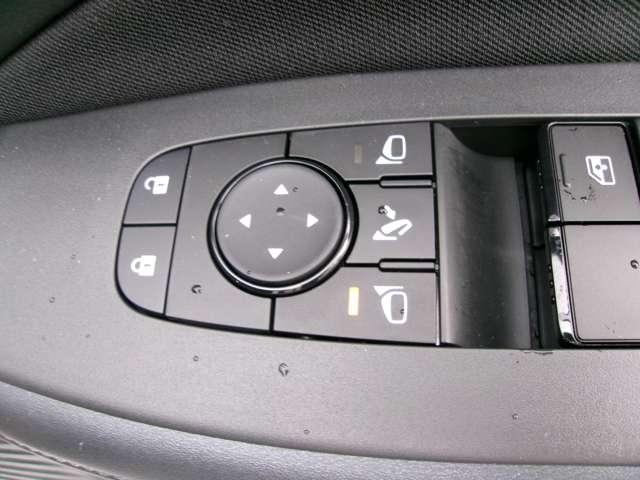 ノート 1.2 X MM223D-L純正ナビ全方位カメラドライブレコ リアカメラ 衝突被害軽減ブレ-キ 全方位カメラ ETC付 LEDヘッドライト レーンアシスト インテリジェントキー ワンオーナー ドラレコ 盗難防止システム ワンセグTV TVナビ サイドカメラ(9枚目)