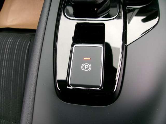 ノート 1.2 X MM223D-L純正ナビ全方位カメラドライブレコ リアカメラ 衝突被害軽減ブレ-キ 全方位カメラ ETC付 LEDヘッドライト レーンアシスト インテリジェントキー ワンオーナー ドラレコ 盗難防止システム ワンセグTV TVナビ サイドカメラ(11枚目)