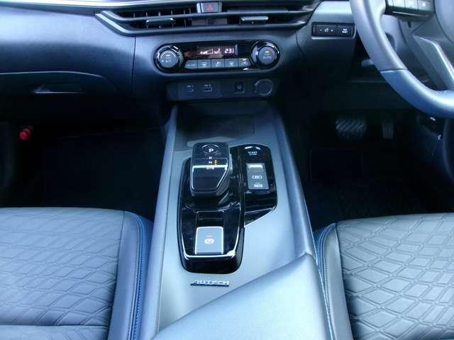 ノート １．２　ＡＵＴＥＣＨ　プロパイロットＮＣナビ全方位カメラＥＴＣ２．０　全方位　衝突被害軽減装置　レーンキープ　盗難防止　１オーナー　ＬＥＤヘッド　バックモニター　ドラレコ　サイドカーテンエアバック　インテリジェントキー　ＥＴＣ　エアバッグ　ナビ・ＴＶ　メモリーナビ（9枚目）