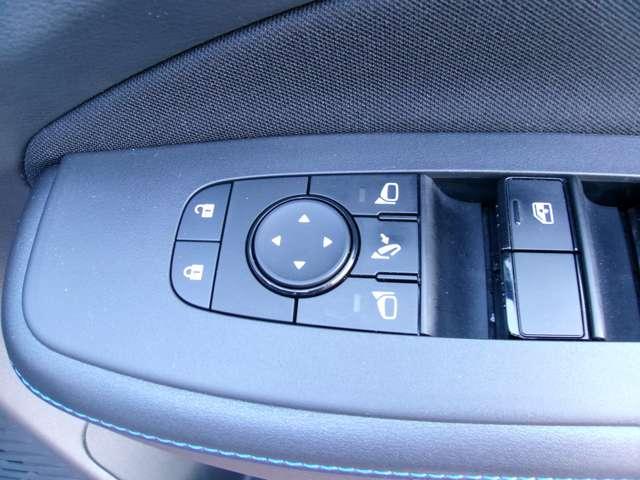 ノート １．２　ＡＵＴＥＣＨ　プロパイロットＮＣナビ全方位カメラＥＴＣ２．０　全方位　衝突被害軽減装置　レーンキープ　盗難防止　１オーナー　ＬＥＤヘッド　バックモニター　ドラレコ　サイドカーテンエアバック　インテリジェントキー　ＥＴＣ　エアバッグ　ナビ・ＴＶ　メモリーナビ（10枚目）