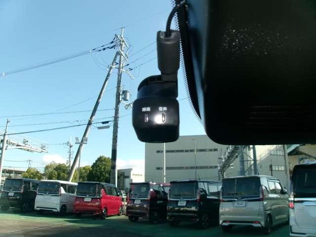 ノート １．２　ＡＵＴＥＣＨ　プロパイロットＮＣナビ全方位カメラＥＴＣ２．０　全方位　衝突被害軽減装置　レーンキープ　盗難防止　１オーナー　ＬＥＤヘッド　バックモニター　ドラレコ　サイドカーテンエアバック　インテリジェントキー　ＥＴＣ　エアバッグ　ナビ・ＴＶ　メモリーナビ（13枚目）