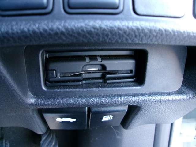 エクストレイル ２．０　２０Ｘｉ　２列車　プロパイロットナビ全方位カメラドラレコＥＴ　ＬＥＤヘットライト　寒冷地仕様　Ｒカメラ　盗難防止装置　インテリキー　レーンキープアシスト　ドライブレコーダー　キーフリー　１オーナー　ＴＶナビ　オートエアコン　アルミホイール　メモリーナビ　ＡＢＳ（14枚目）