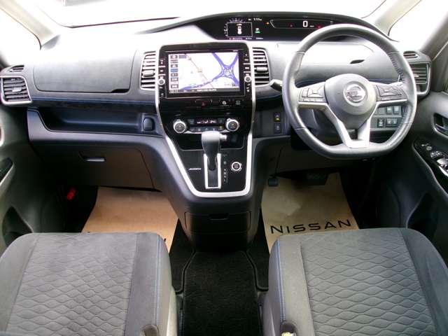 セレナ 2.0 AUTECH セーフティパッケージ クルコンナビ全方位カメラドラレコETC オートクルーズコントロール LEDヘッドランプ 寒冷地仕様 ドライブレコーダー 両側電動ドア ETC 衝突被害軽減システム スマートキー レーンアシスト バックカメラ アイドリングストップ(3枚目)