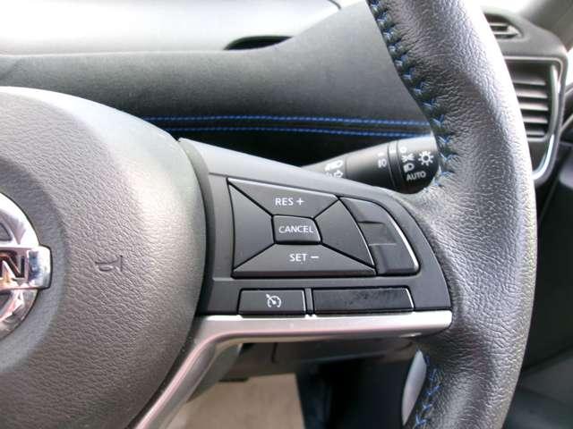 セレナ 2.0 AUTECH セーフティパッケージ クルコンナビ全方位カメラドラレコETC オートクルーズコントロール LEDヘッドランプ 寒冷地仕様 ドライブレコーダー 両側電動ドア ETC 衝突被害軽減システム スマートキー レーンアシスト バックカメラ アイドリングストップ(8枚目)