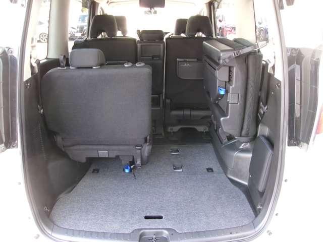 セレナ 2.0 AUTECH セーフティパッケージ クルコンナビ全方位カメラドラレコETC オートクルーズコントロール LEDヘッドランプ 寒冷地仕様 ドライブレコーダー 両側電動ドア ETC 衝突被害軽減システム スマートキー レーンアシスト バックカメラ アイドリングストップ(16枚目)