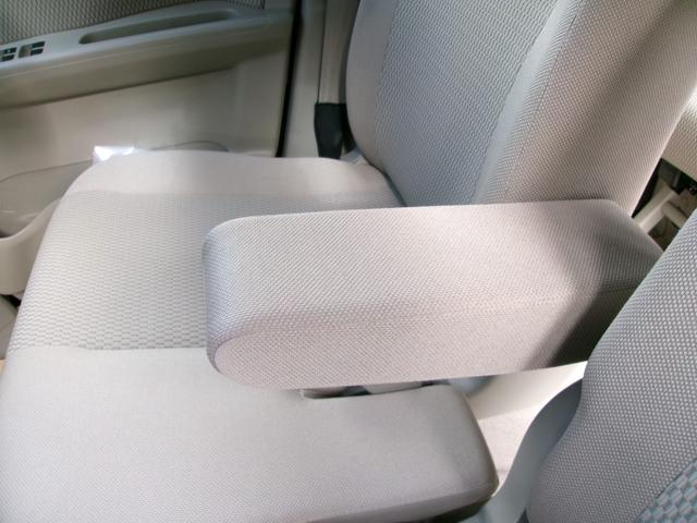 NV100クリッパーリオ G ハイルーフ オーディオレスオートスライドドアキセノン ブレーキサポート 1オ-ナ- レーンキープアシスト スマートキ 盗難防止装置 キーフリーシステム エアコン 助手席エアバッグ アルミホイール パワーウィンドウ エアバッグ PS ABS 寒冷地仕様(21枚目)