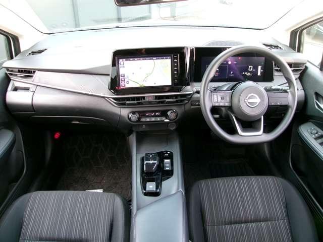 ノート １．２　Ｘ　社有車アップＺ純正ナビバックカメラドラレ　リアカメラ　衝突被害軽減ブレ－キ　ＥＴＣ付　ＬＥＤヘッドライト　レーンアシスト　インテリジェントキー　ドラレコ　ワンセグＴＶ　ＴＶナビ　サイドカーテンエアバック　メモリーナビ　パワーウィンドウ　ＡＢＳ（3枚目）