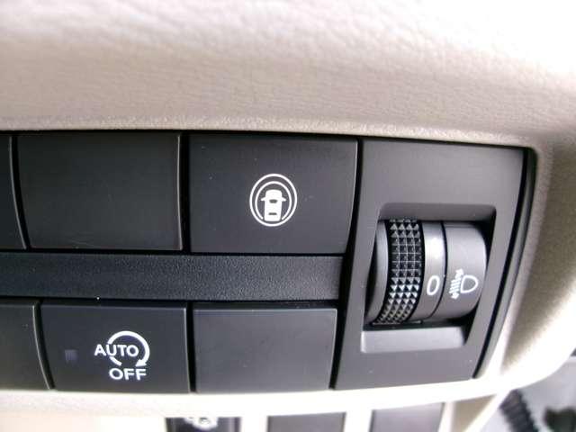 ルークス ６６０　Ｘ　純正ナビ全方位カメラ　ドラレコ　ＥＴＣ　アラモニ　前後衝突軽減ブレーキ　ワンオーナー車　車線逸脱防止　ＥＴＣ　スマートキー　キーフリー　ドライブレコーダー　ｉ－ｓｔｏｐ　フルオートエアコン　パワーウインドウ　バックカメラ　盗難防止　ＡＢＳ（8枚目）