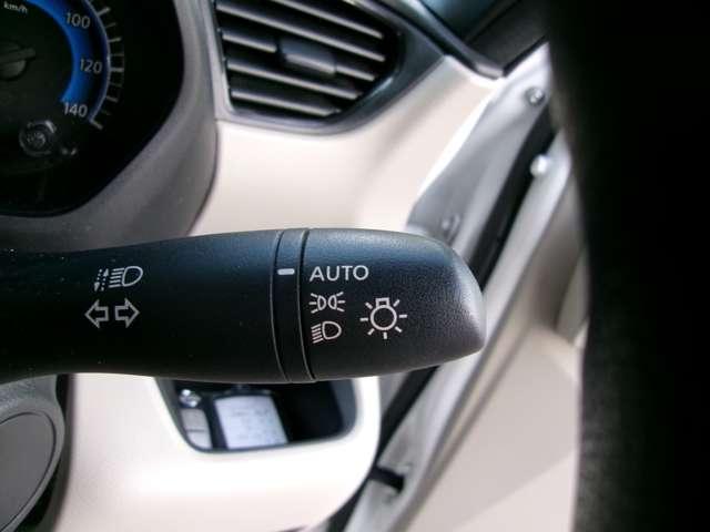 ルークス ６６０　Ｘ　純正ナビ全方位カメラ　ドラレコ　ＥＴＣ　アラモニ　前後衝突軽減ブレーキ　ワンオーナー車　車線逸脱防止　ＥＴＣ　スマートキー　キーフリー　ドライブレコーダー　ｉ－ｓｔｏｐ　フルオートエアコン　パワーウインドウ　バックカメラ　盗難防止　ＡＢＳ（11枚目）