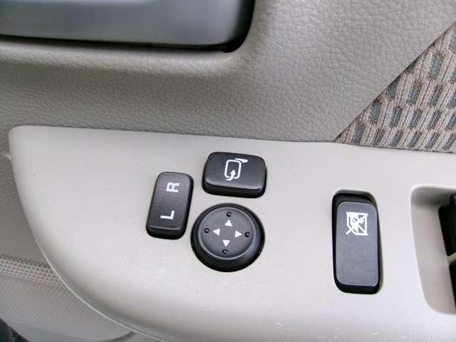 �h�A�~���[�̋��ʂ̒��߁A�i�[�͉^�]�Ȃ��炷�ׂđ���ł��܂��I