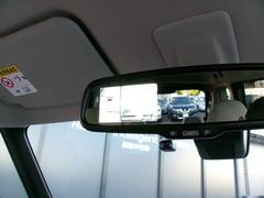 ���饦��ɥӥ塼��˥����α����ϥ롼��ߥ顼�˱Ǥ������ޤ��� 5