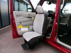 ��ž�����ߥ����Ȥϼ֤�������ΰܾ褬���䤹���褦�ˡ��֤�����Ʊ�����̤ι⤵�ޤǹߤ�ޤ��� 4