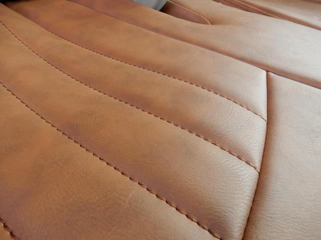 エブリイワゴン ＰＺターボ　ワイルドギアオリジナルカスタム　丸目ライト　グリル　新品外品タイヤホイールセット　オリジナルシートカバー　スズキセーフティサポート　ドラレコ前後　ディスプレイオーディオ　ＥＴＣ　フォグランプ（32枚目）