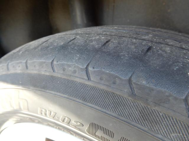 Ｎ－ＢＯＸ Ｇ　ＳＳパッケージ　Ｉストップ　ダブルエアバック　イモビ　前席シートヒーター　スマートキー＆プッシュスタート　ベンチシ－ト　ＥＴＣ付き　フルオートエアコン　キーレスエントリ　フルフラットシート　パワーウインドウ　横滑防止（18枚目）