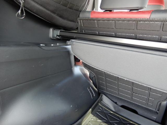 ランドクルーザー ＧＲスポーツ　後席モニター２つ　アラウンドビュー　オートハイビーム　セキュリティー　レーンキープアシスト　ＬＥＤヘッドライト　レザーシート　バックカメラ　オートクルーズコントロール　オートライト　パワーバックドア（33枚目）