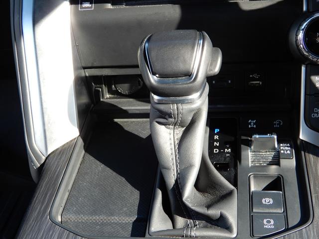 ランドクルーザー ＧＲスポーツ　後席モニター２つ　アラウンドビュー　オートハイビーム　セキュリティー　レーンキープアシスト　ＬＥＤヘッドライト　レザーシート　バックカメラ　オートクルーズコントロール　オートライト　パワーバックドア（52枚目）