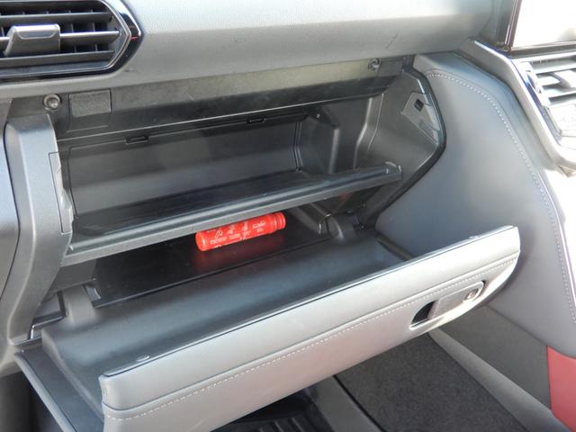 ランドクルーザー ＧＲスポーツ　後席モニター２つ　アラウンドビュー　オートハイビーム　セキュリティー　レーンキープアシスト　ＬＥＤヘッドライト　レザーシート　バックカメラ　オートクルーズコントロール　オートライト　パワーバックドア（58枚目）