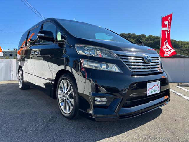 ヴェルファイア ２．４Ｚ　プラチナセレクションＩＩ　新品タイヤ４本／９インチナビ／フルセグ／Ｂｌｕｅｔｏｏｔｈ接続／ＥＴＣ／スマートキー／プッシュスタート／バックカメラ／オプション１８インチＡＷ／フリップダウン／ＡＬＰＩＮＥナビ／両側電動スライドドア／（9枚目）