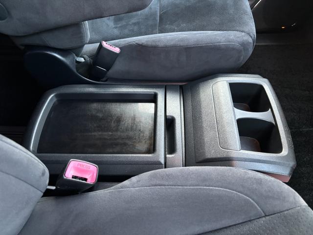 ヴェルファイア ２．４Ｚ　プラチナセレクションＩＩ　新品タイヤ４本／９インチナビ／フルセグ／Ｂｌｕｅｔｏｏｔｈ接続／ＥＴＣ／スマートキー／プッシュスタート／バックカメラ／オプション１８インチＡＷ／フリップダウン／ＡＬＰＩＮＥナビ／両側電動スライドドア／（57枚目）